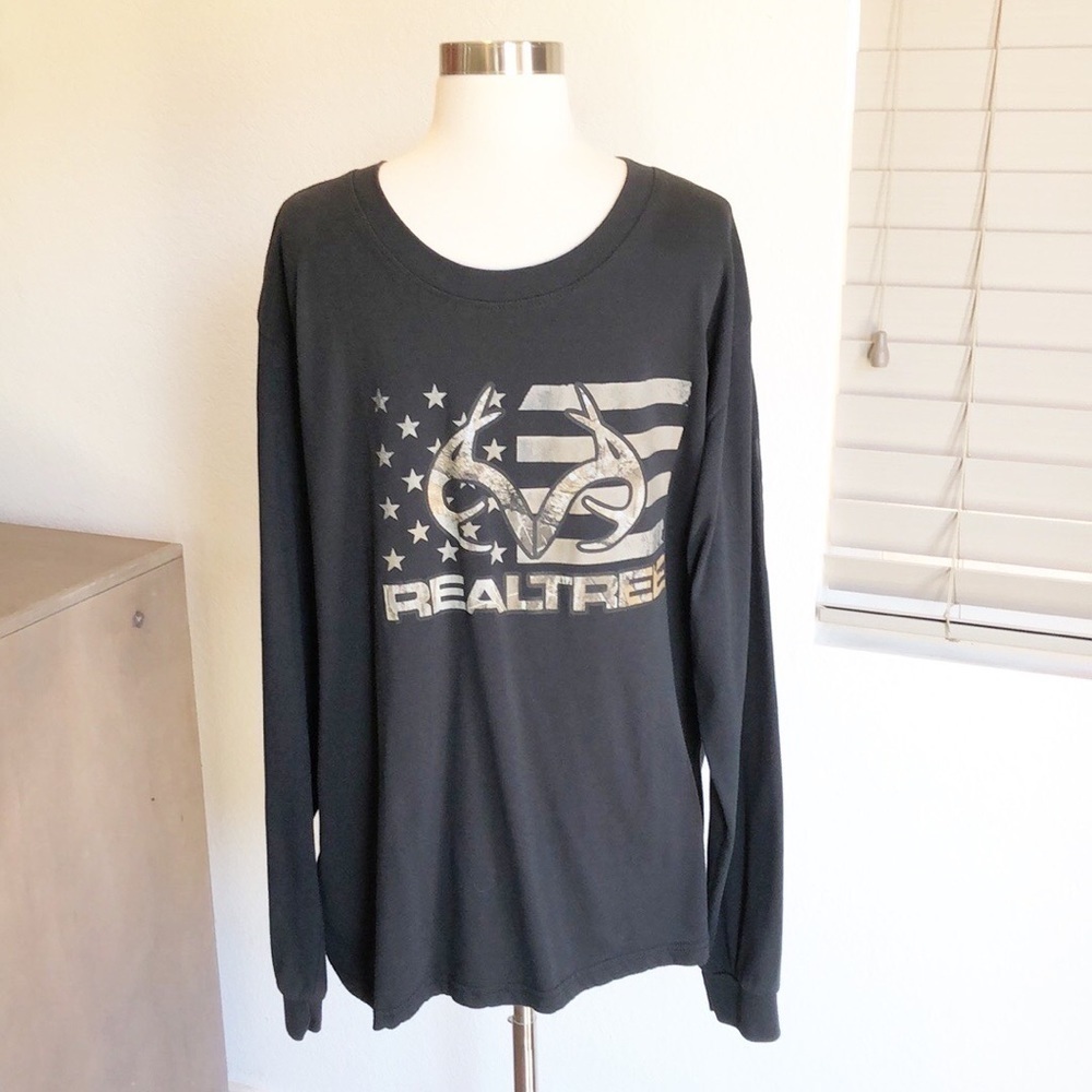 Realtree American flag/antler camouflage print long sleeve shirt